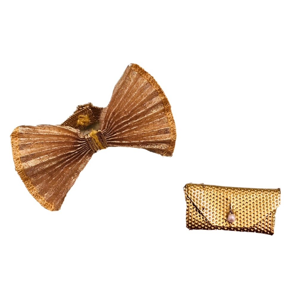 Vintage Barbie #4509 Bow Tie Collar Bag 1987-88